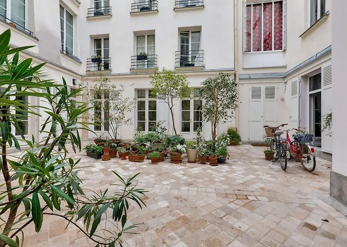 Avec Climatisation Au Coeur Du Marais דירה *