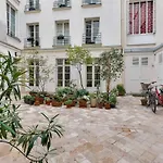 Avec Climatisation Au Coeur Du Marais Apartamento *